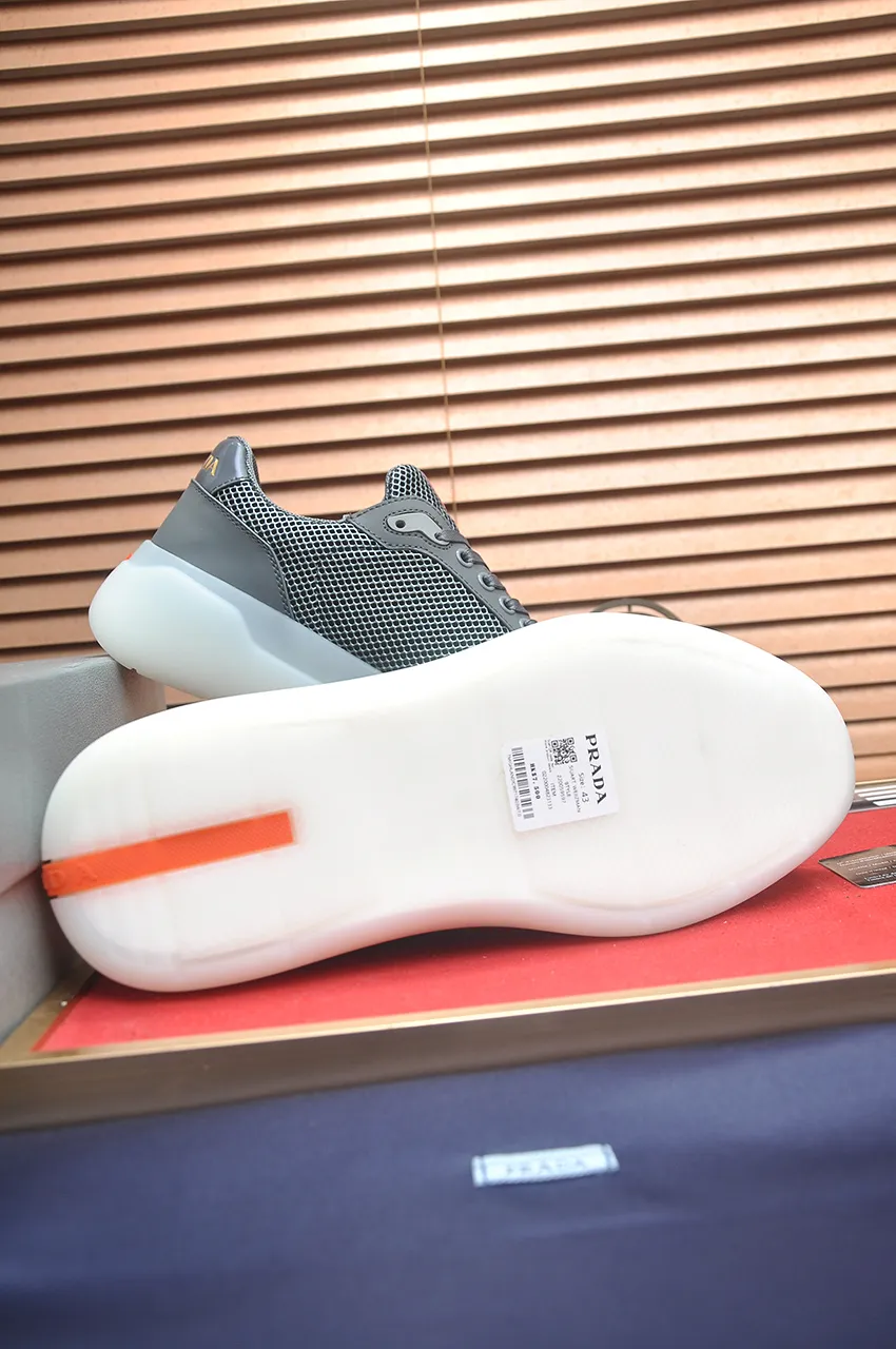 Men's shoes 💰620💶 [PRADA] Top original, new season, high quality original goods, top high mercerized cowhide combined with original breathable fabric + imported glue, imported stretch fabric inside with original cowhide feet, original thick outsole! Quality guaranteed! Code 38-45 (45 customized)